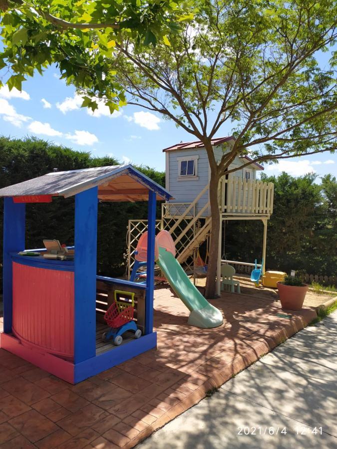 Refugio con Casitas Infantiles Villa Zamora Esterno foto